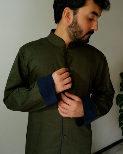 M87-32: Duple - Military Green